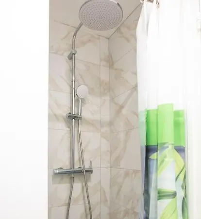Daire Studio Renove De Charme - Canal Saint Martin *