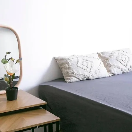 Studio Renove De Charme - Canal Saint Martin Apartment Paris